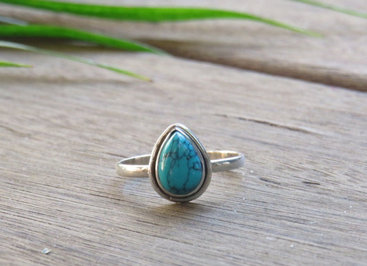 Turquoise Tiny Teardrop Silver Ring